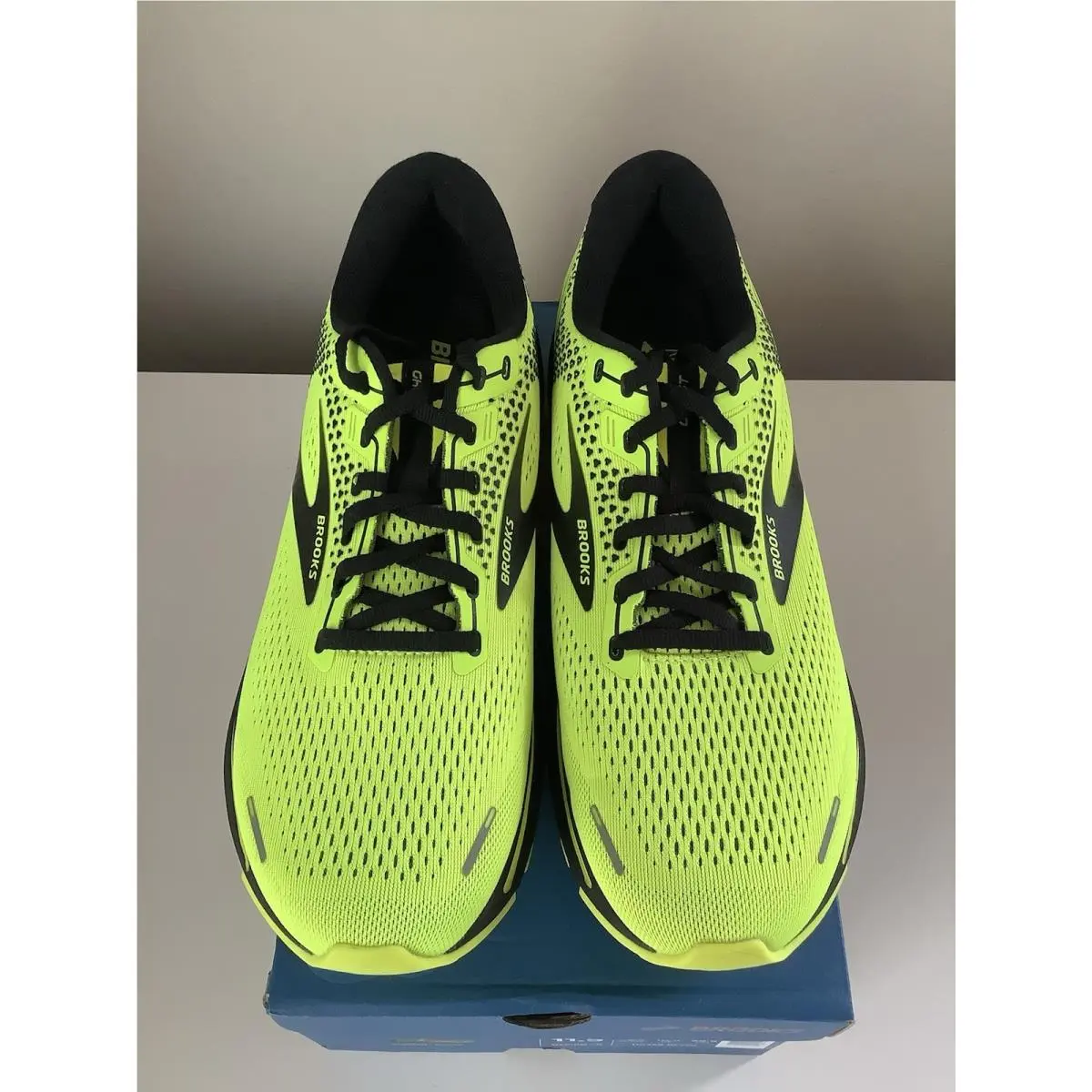 Brooks shoes - Brooks Ghost 14 - Ghost - Yellow 2