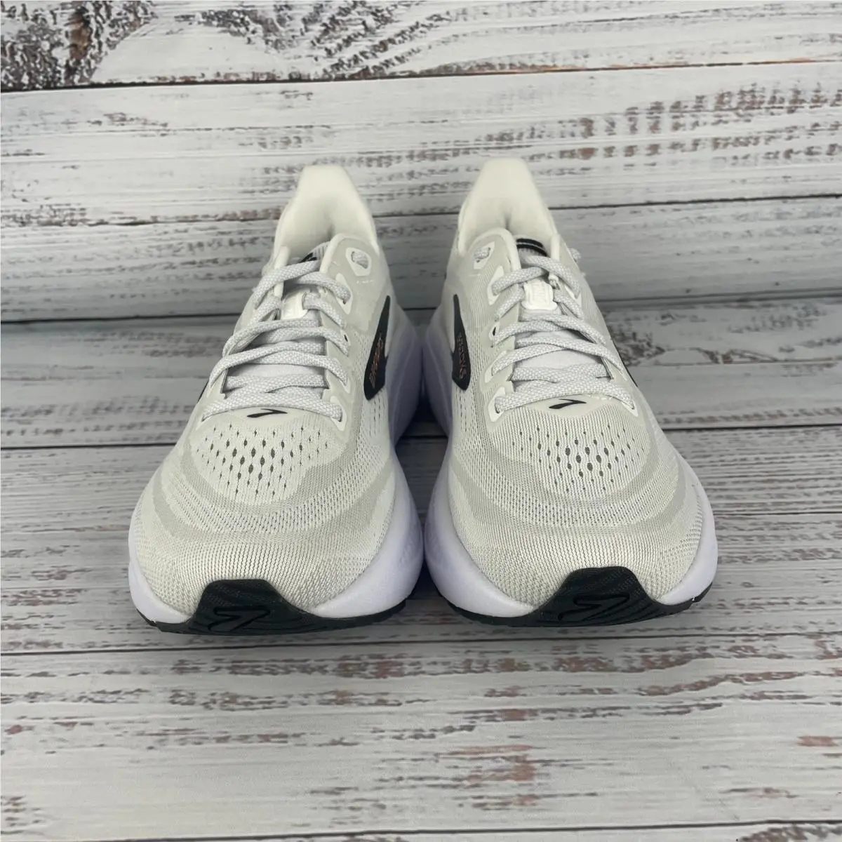 Brooks shoes - Brooks Ghost - Ghost - White (UPC: 195394872460) 1