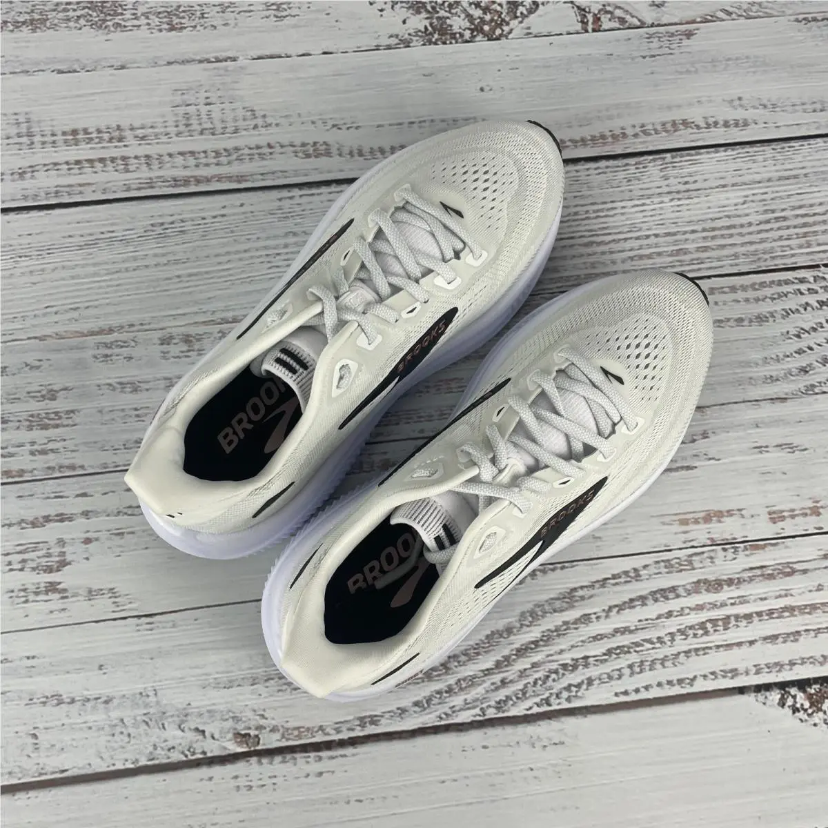 Brooks shoes - Brooks Ghost - Ghost - White (UPC: 195394872460) 5