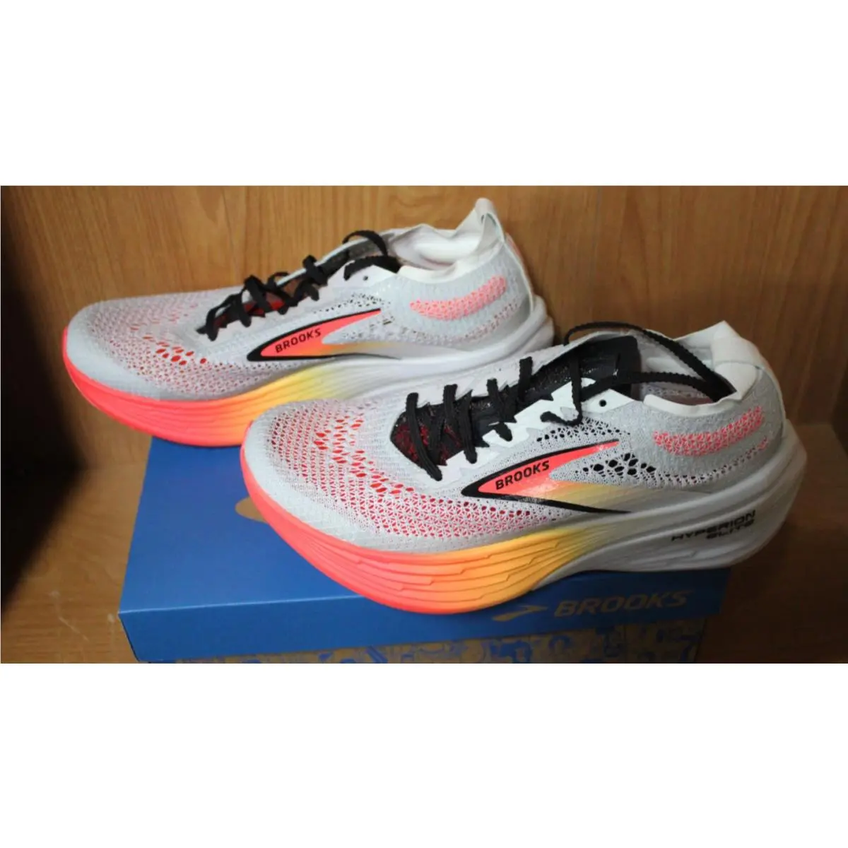 Brooks shoes - White 0