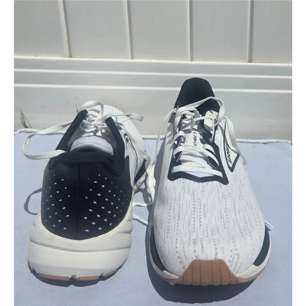 Brooks shoes - Brooks Anthem - Anthem - 1104391D121 - White/Black/Tan (UPC: 195394580181) 0