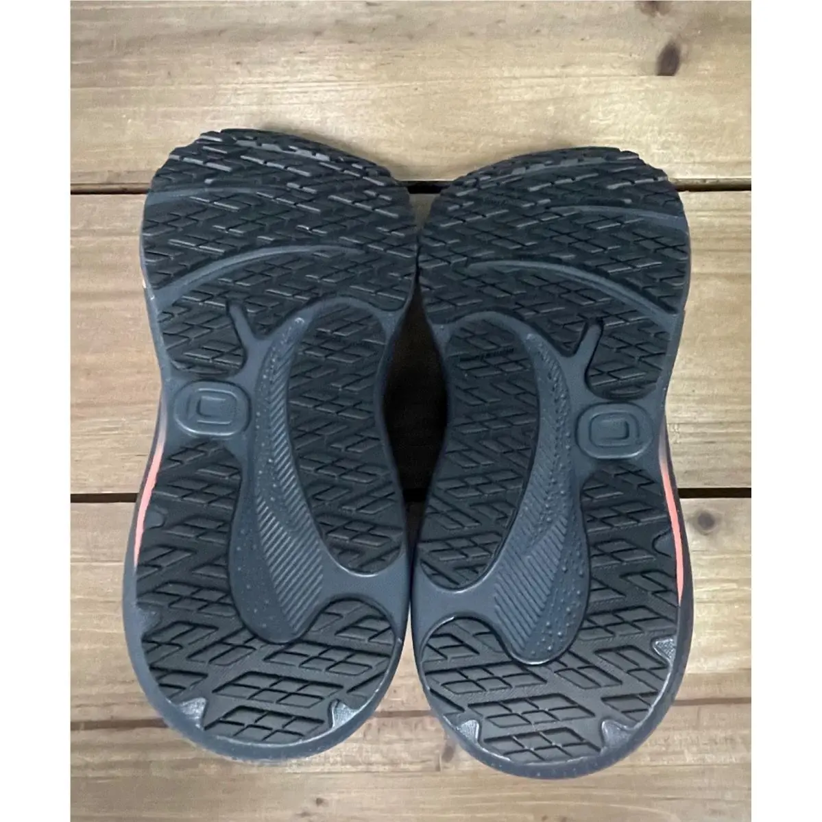 Brooks shoes - Brooks Adrenaline GTS 24 - Adrenaline GTS - Black 7