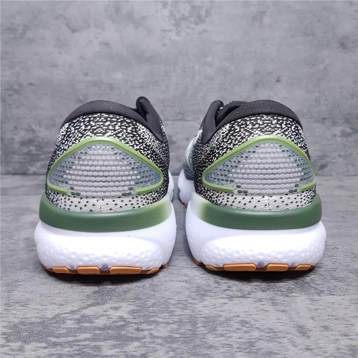 Brooks shoes - Brooks Ghost 16 - Ghost - 110418 1D 192 - Multicolor 2
