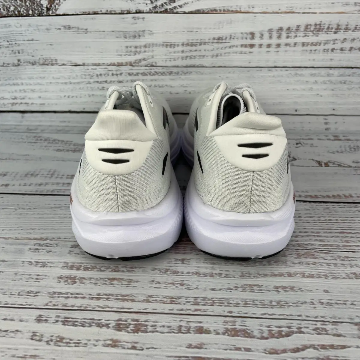 Brooks shoes - Brooks Ghost - Ghost - White (UPC: 195394872743) 3