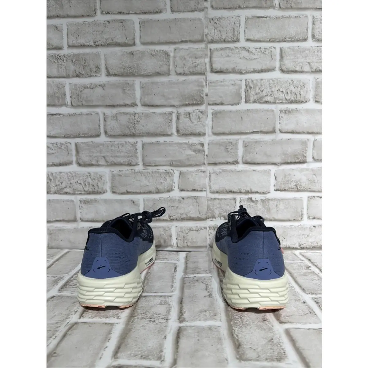 Brooks shoes - Brooks Launch 11 - Launch - 120439 1B 483 - Blue 2