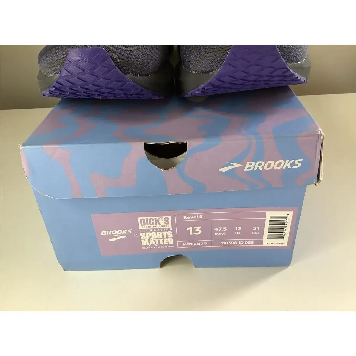 Brooks shoes - Black 3