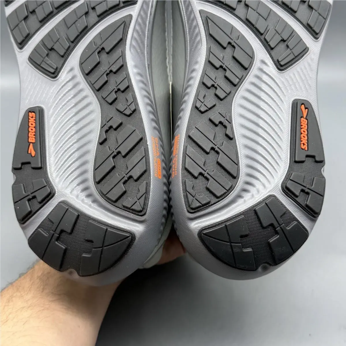 Brooks shoes - Brooks Ghost 17 GTX - Ghost GTX - 1104621D022 - Smoke/Primer Grey/Orange (UPC: 0195394673081) 8
