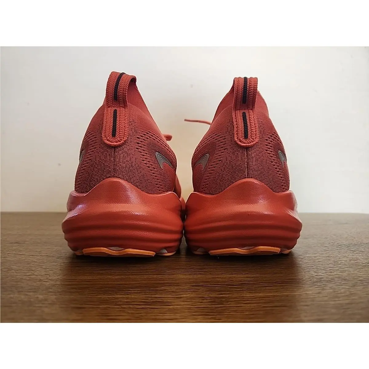 Brooks shoes - Orange 3