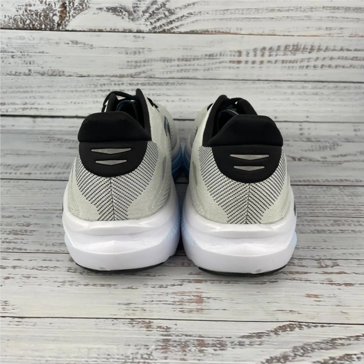 Brooks shoes - Brooks Ghost - Ghost - White (UPC: 195394870022) 4