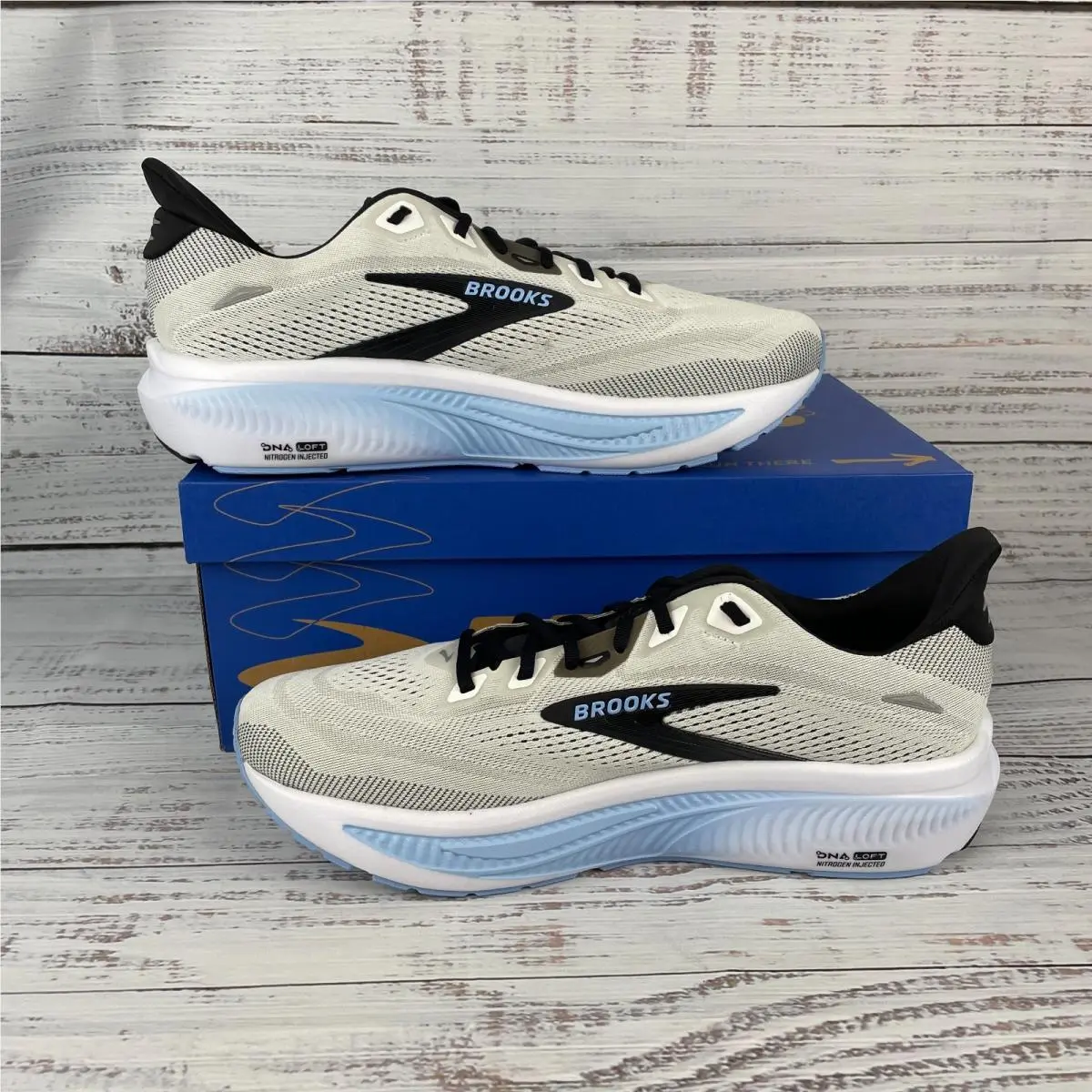Brooks shoes - Brooks Ghost - Ghost - White (UPC: 195394870022) 0