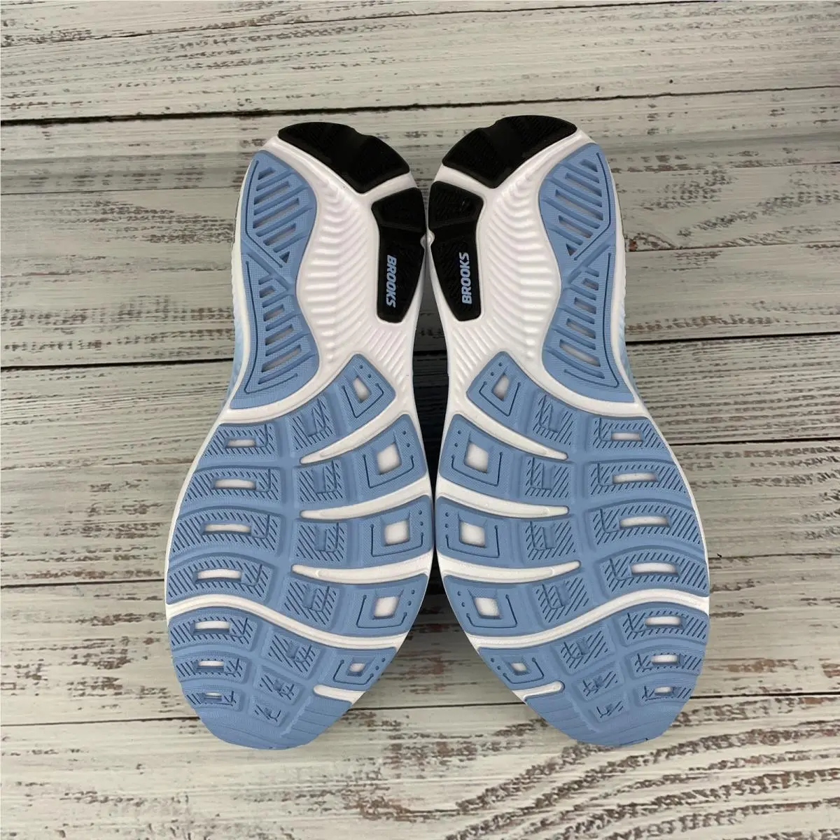 Brooks shoes - Brooks Ghost - Ghost - White (UPC: 195394870022) 7