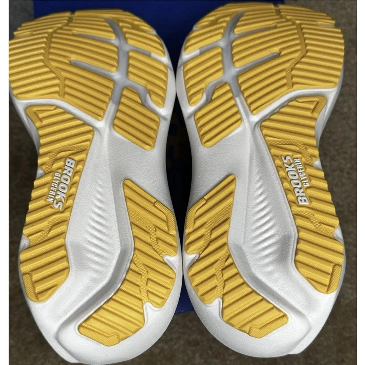 Brooks shoes - Brooks Princess - Princess - Yellow 8