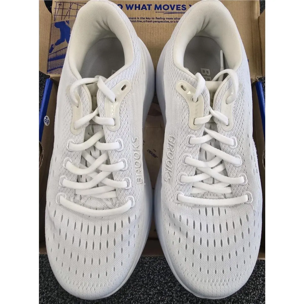 Brooks shoes - Ghost Max 3 - Ghost Max - 120457 1D 181 - White, Grey 0