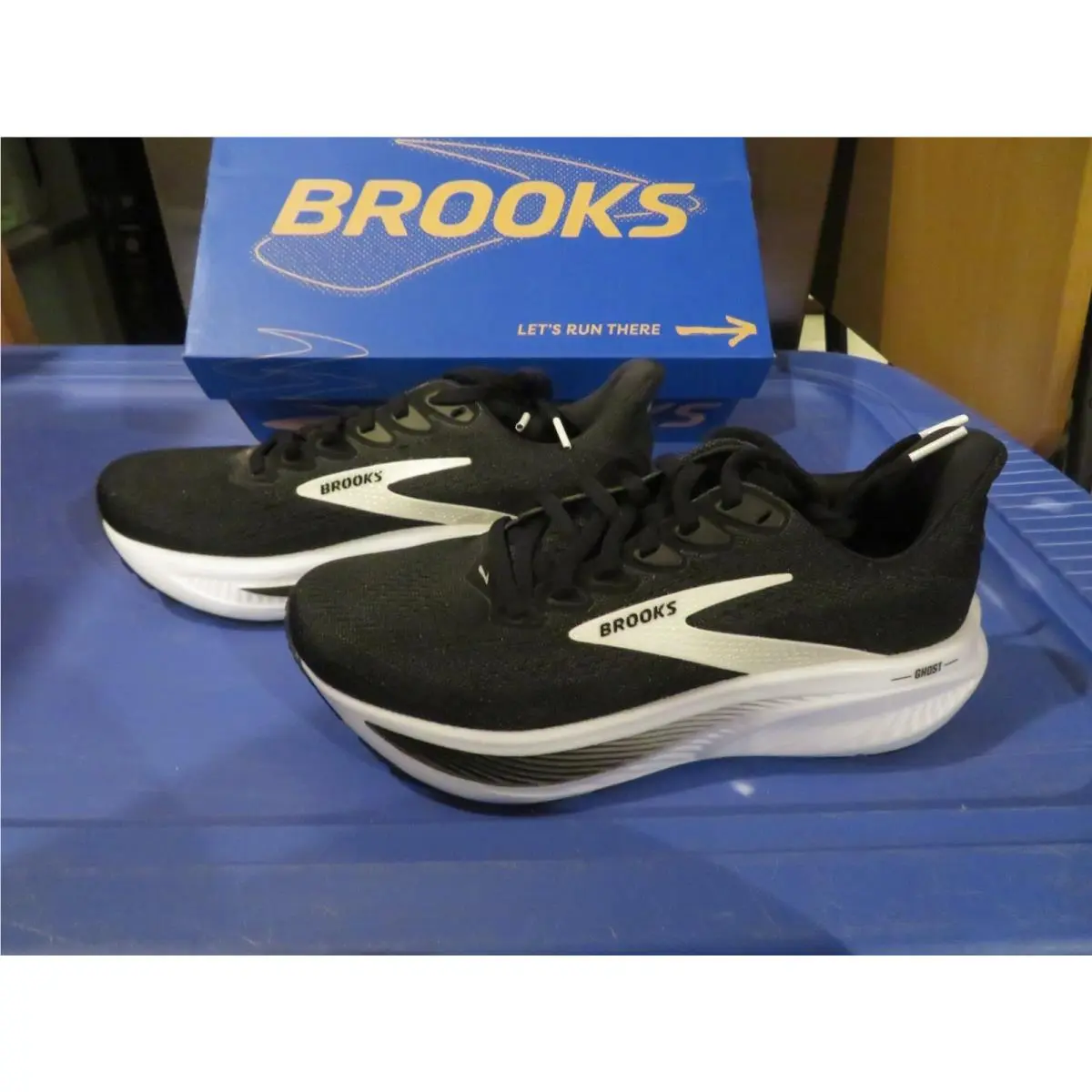 Womens Black White Gray Brooks Ghost 17 Tennis Shoes 6 W