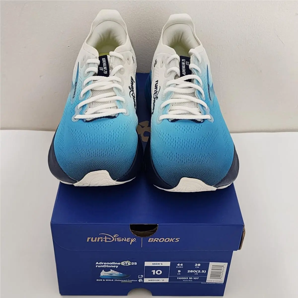 Brooks Adrenaline Disney Mens 10 Mickey Mouse GTS25 Run Sneakers 2026