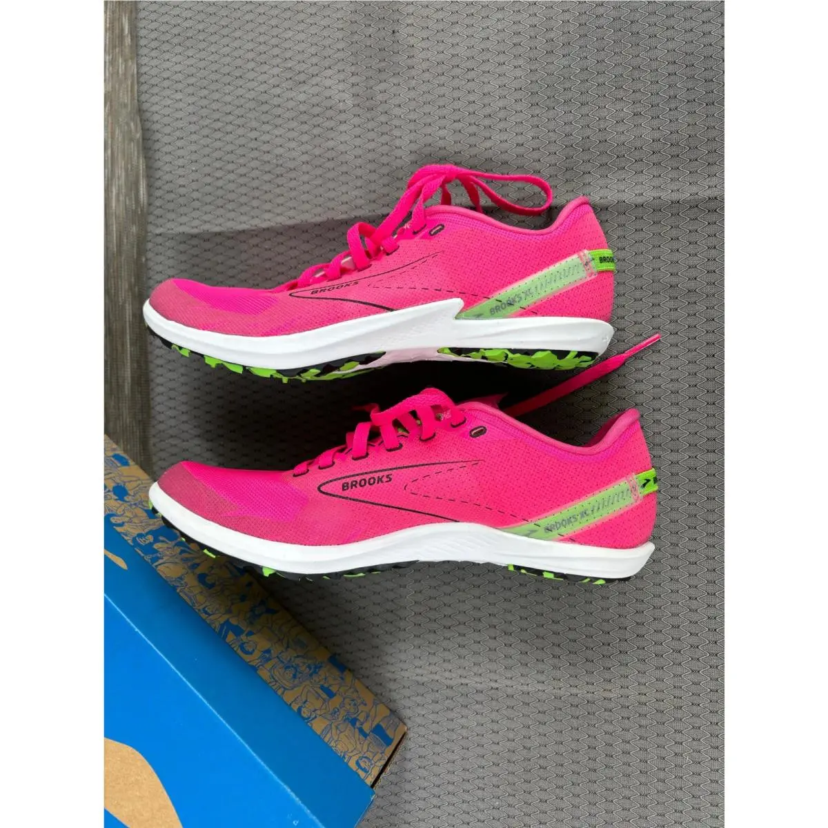 Brooks shoes - Brooks Draft XC Spikeless - Draft Spikeless - Pink 2