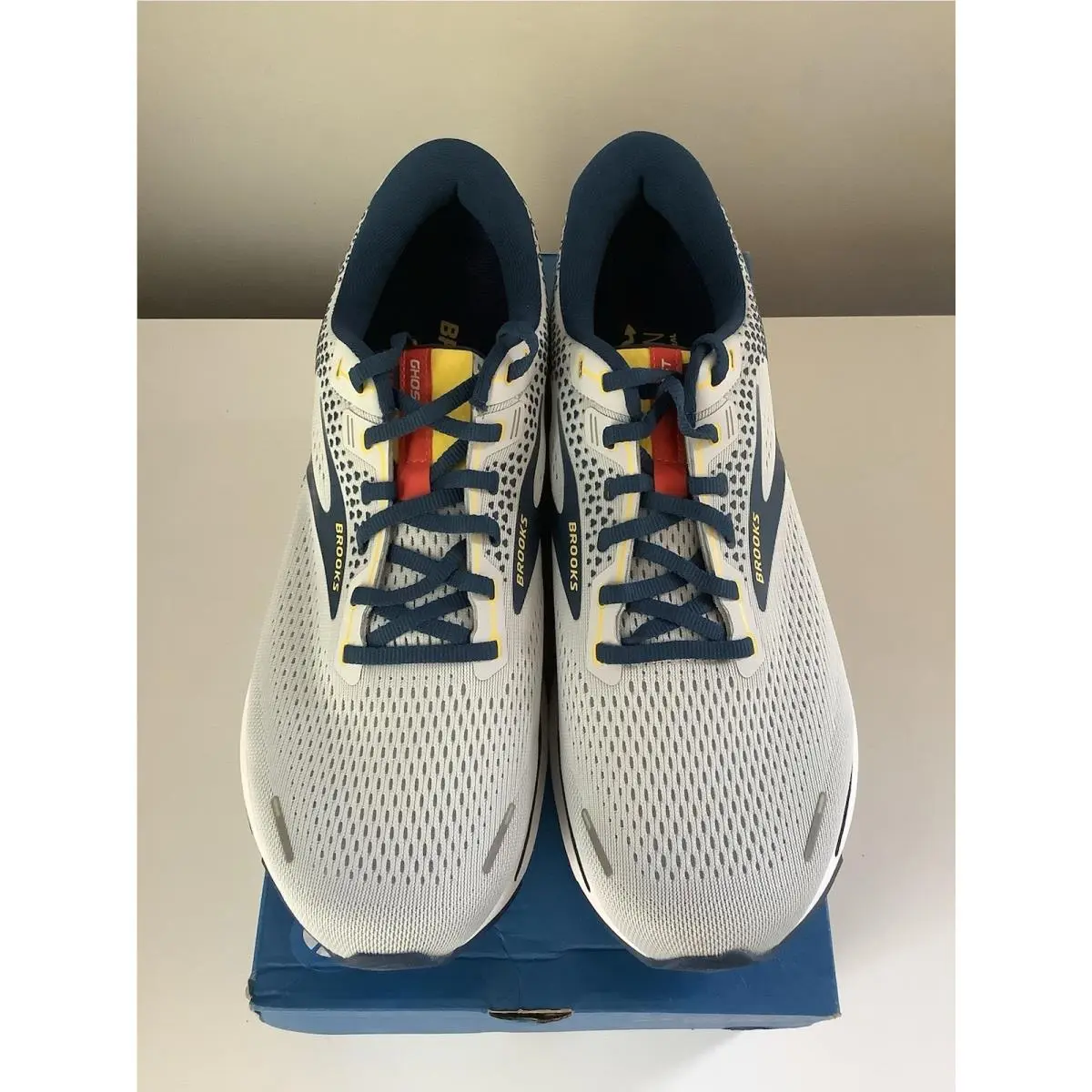 Brooks shoes - Brooks Ghost 14 - Ghost - Multicolor 2