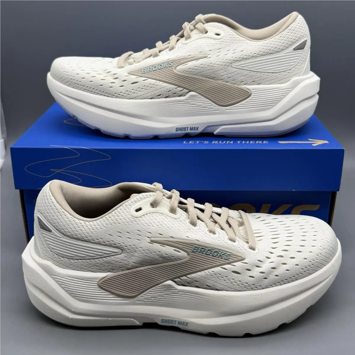 Brooks Ghost Max 3 Women’s Size 6 B Running Shoes Walking Gym Sneakers Coconut
