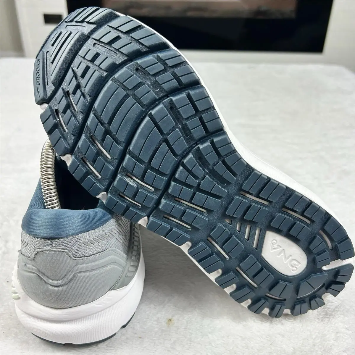 Brooks shoes - Brooks Addiction GTS 15 - Addiction GTS - 120352 - Gray (UPC: 190340943218) 12