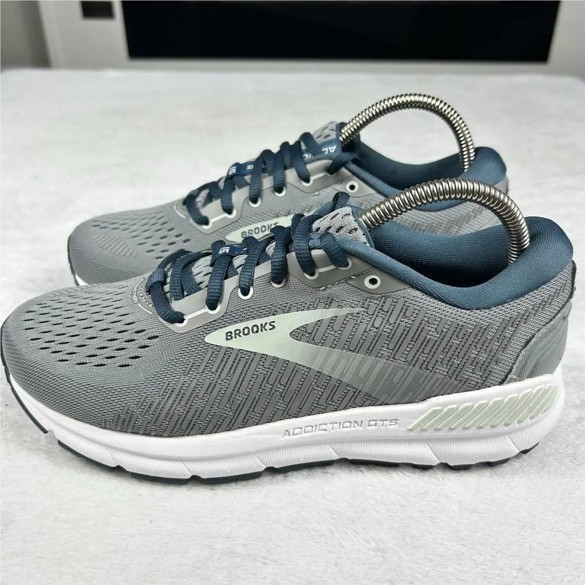 Brooks shoes - Brooks Addiction GTS 15 - Addiction GTS - 120352 - Gray (UPC: 190340943218) 2