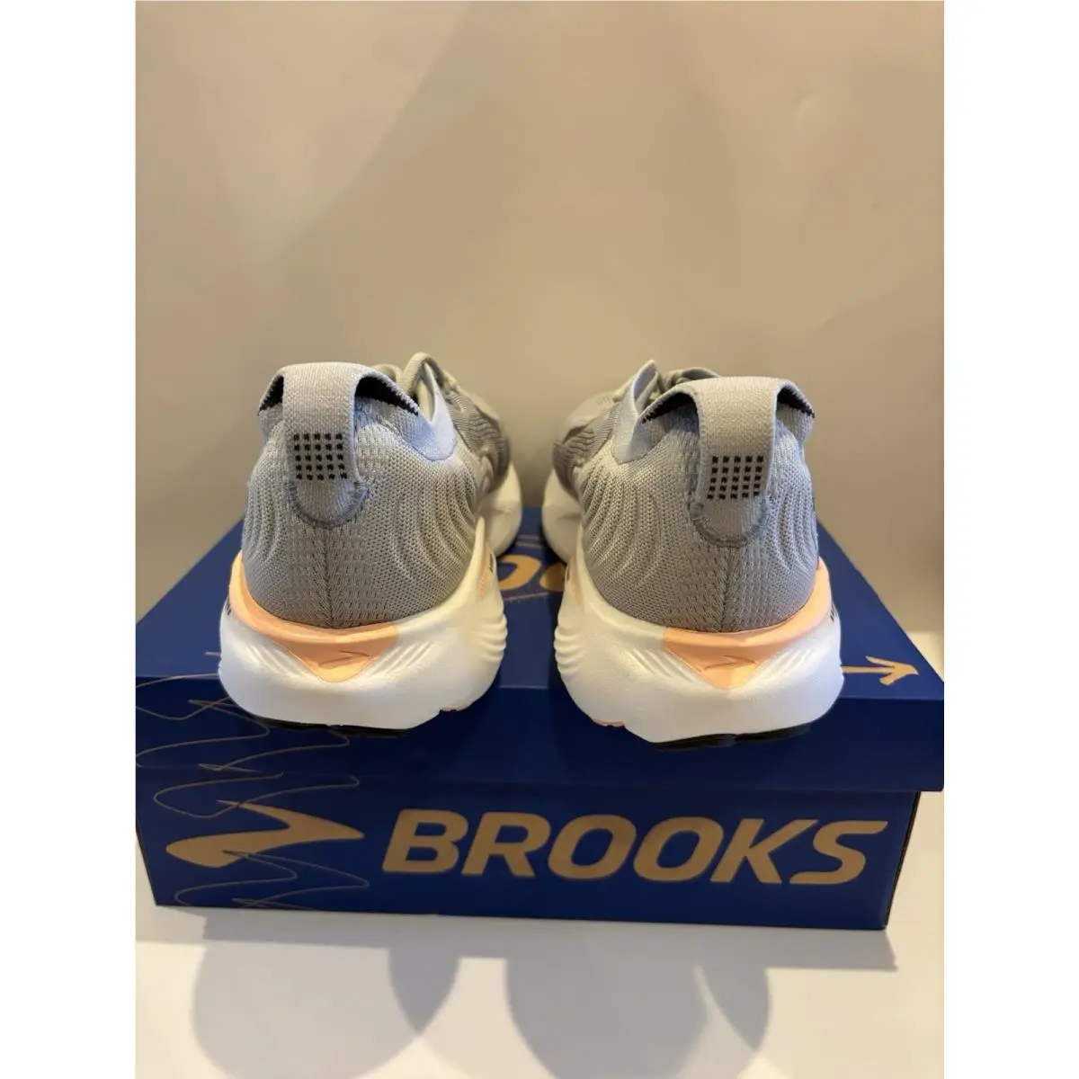 Brooks shoes - Brooks Adrenaline GTS 25 - Adrenaline GTS - Grwy/ Blackened Pearl / Coral 2