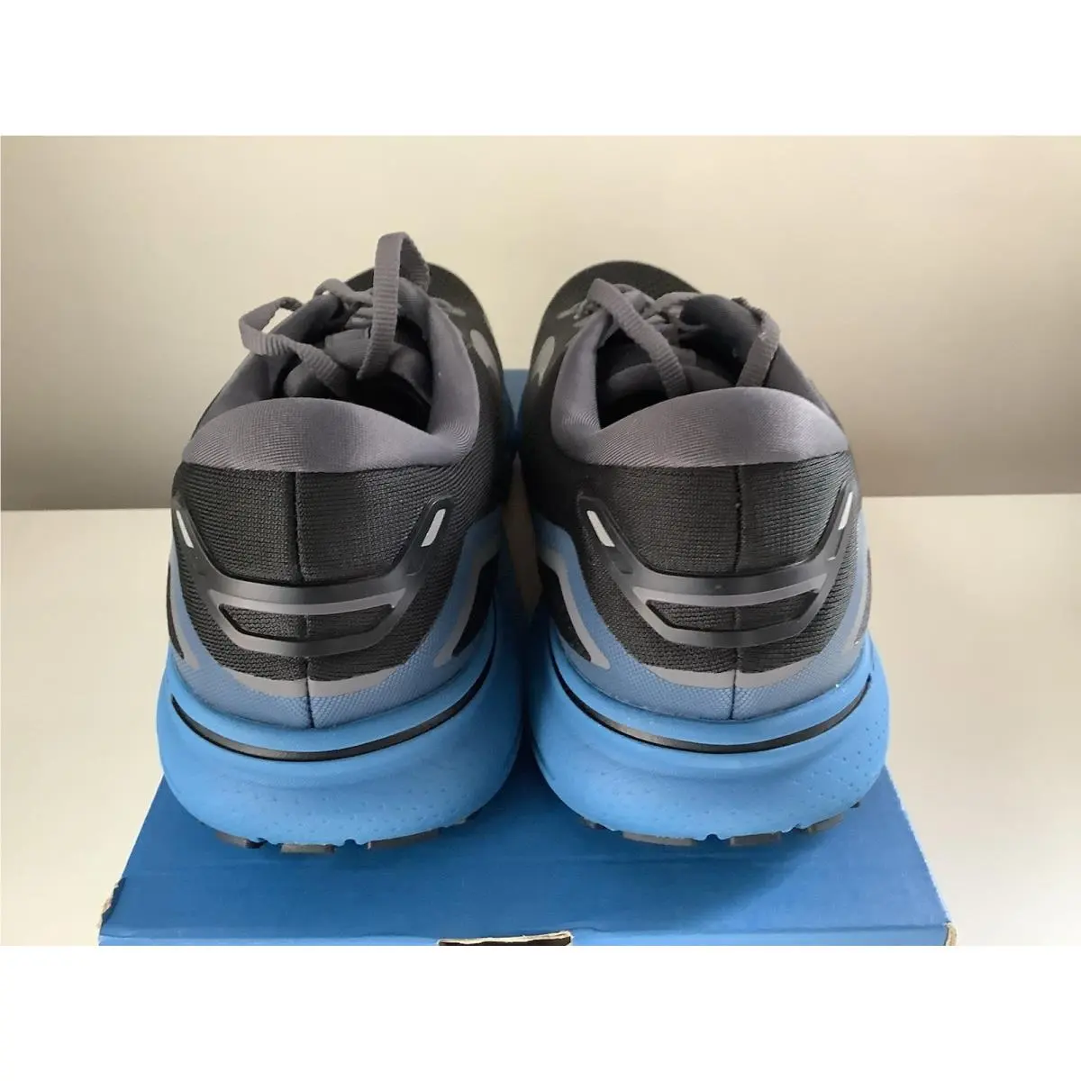 Brooks shoes - Black 0