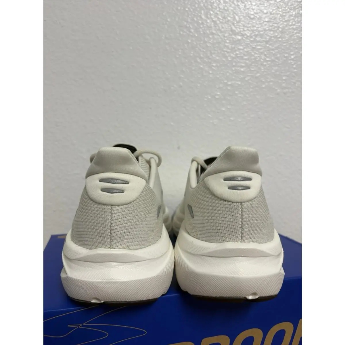 Brooks shoes - Brooks Glycerin - Glycerin - White 2