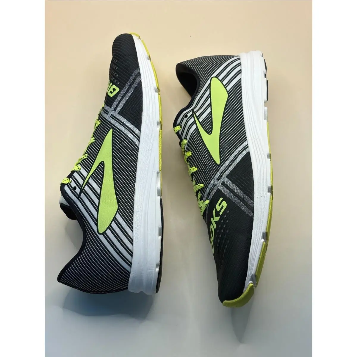 Brooks shoes - Brooks Hyperion - Hyperion - 1102340 1D 083 - Black (UPC: 762052682336) 4
