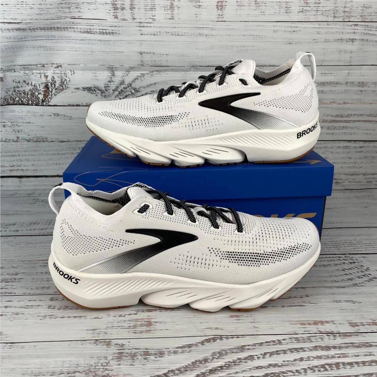 Brooks Glycerin Flex Mens 11 D Running Shoes White Black Gum