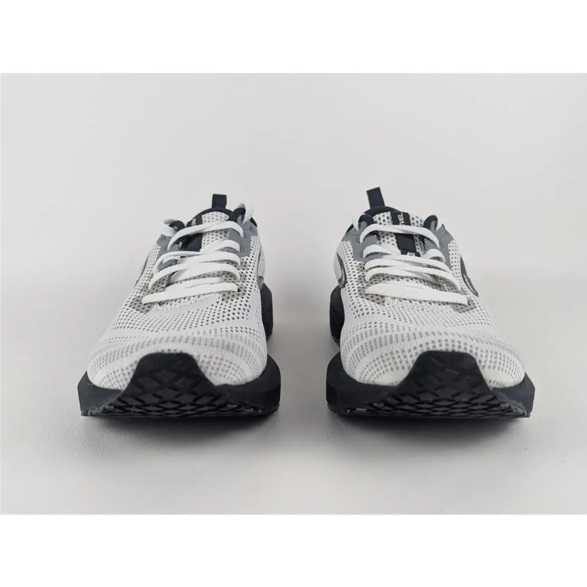 Brooks shoes - Brooks Revel 6 - Revel - 120386-1B-121 - White 2