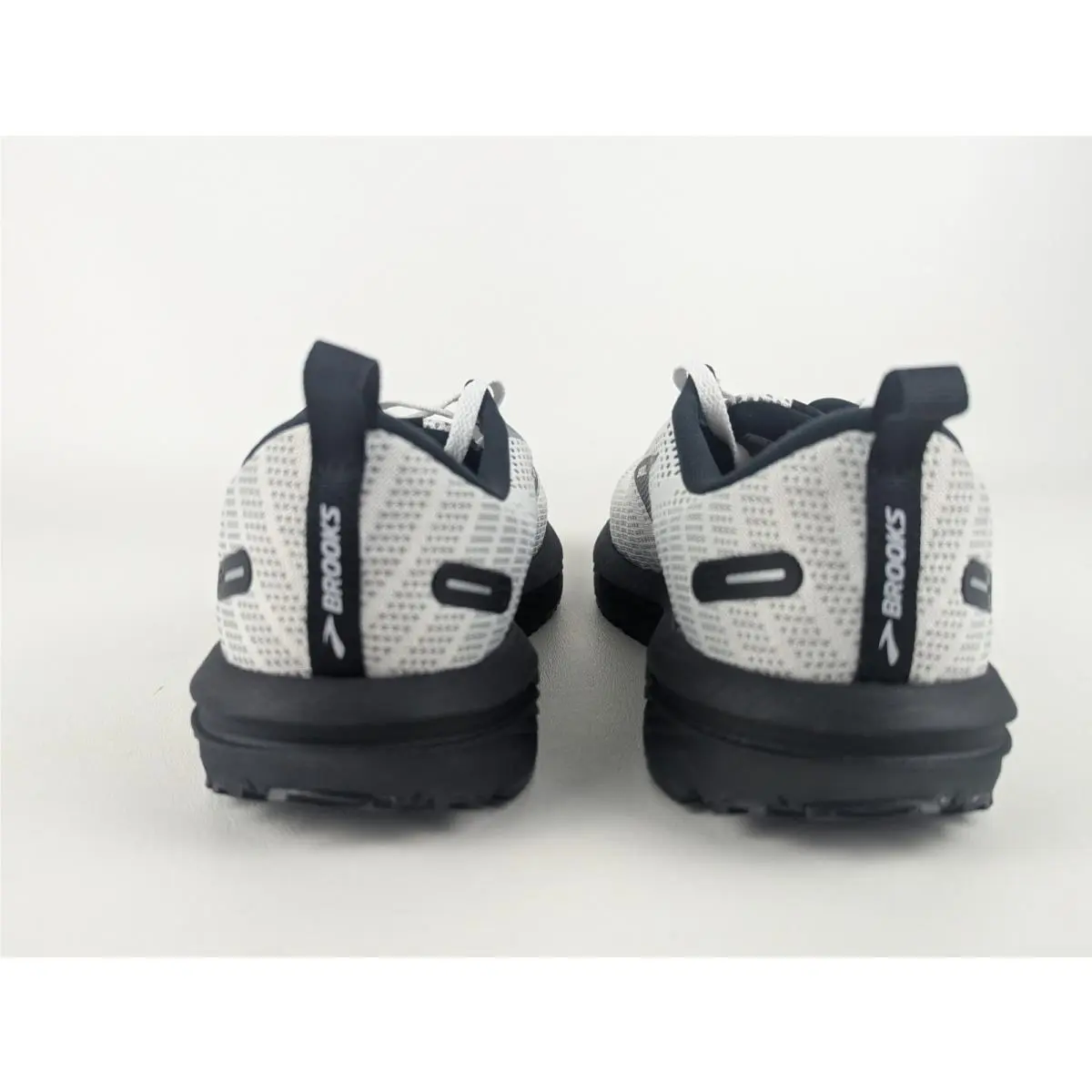 Brooks shoes - Brooks Revel 6 - Revel - 120386-1B-121 - White 5