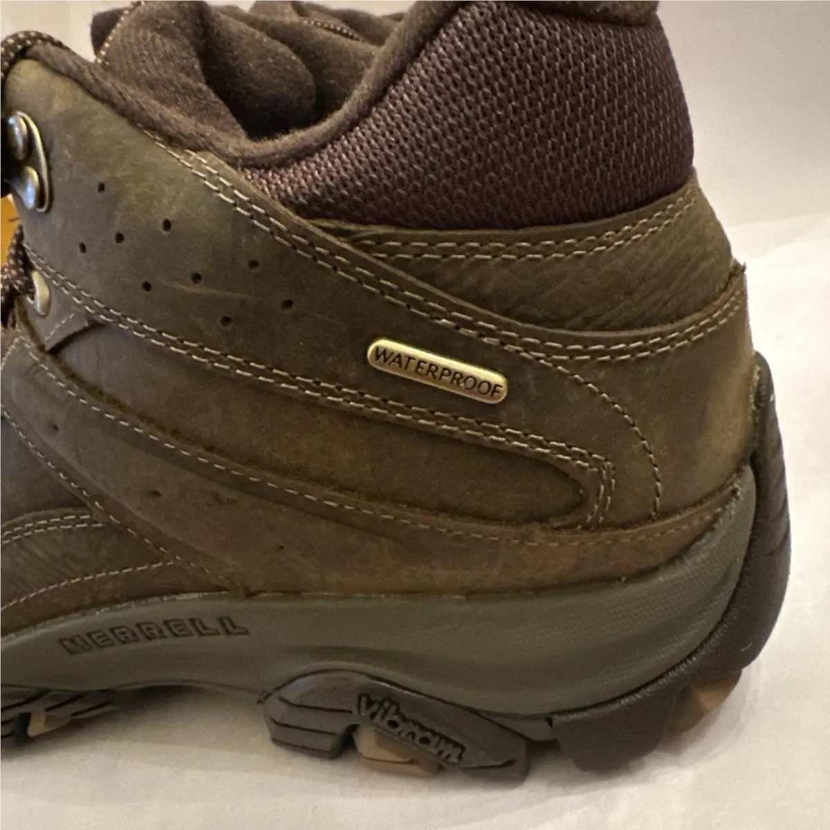 Merrell shoes - Moab Adventure 3 Mid Waterproof - J003821 - Earth 10