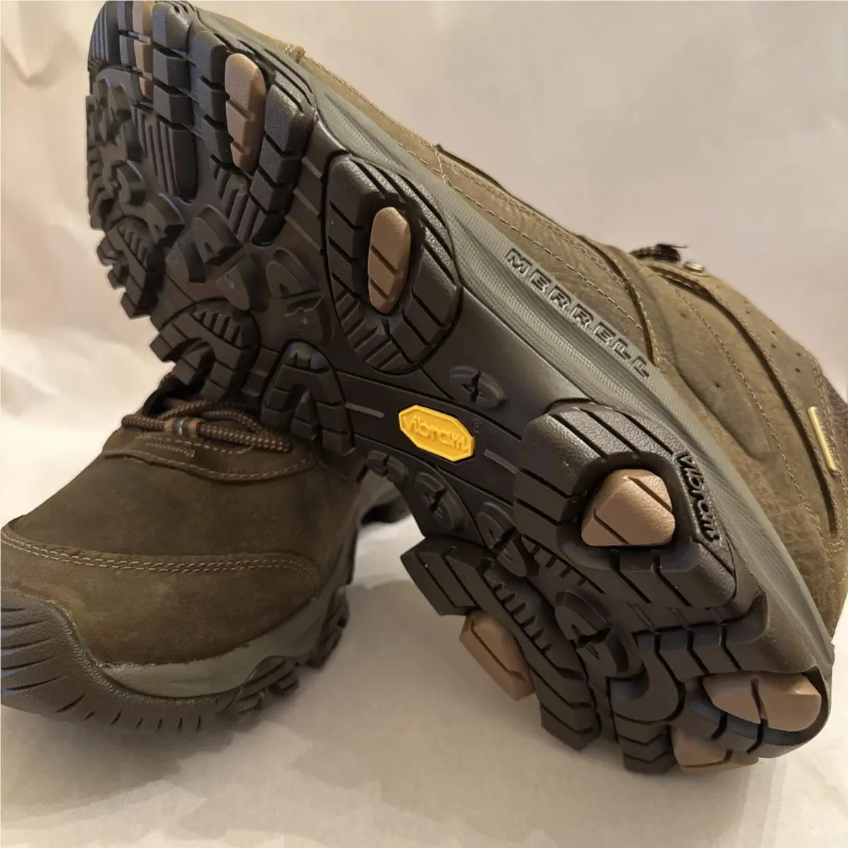 Merrell shoes - Moab Adventure 3 Mid Waterproof - J003821 - Earth 11