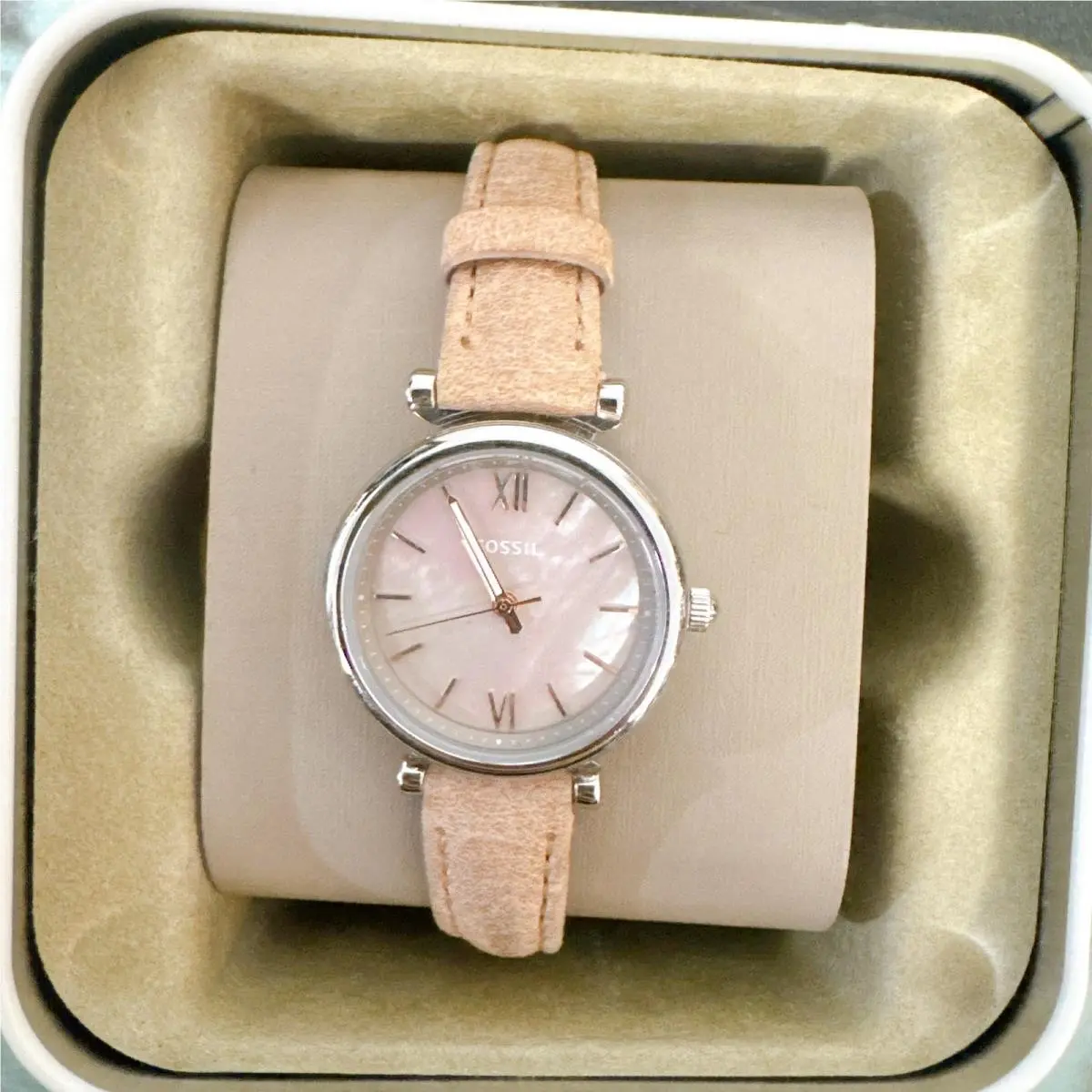 Fossil ES4530 Women`s Brown Leather Analog Dial Quartz Watch