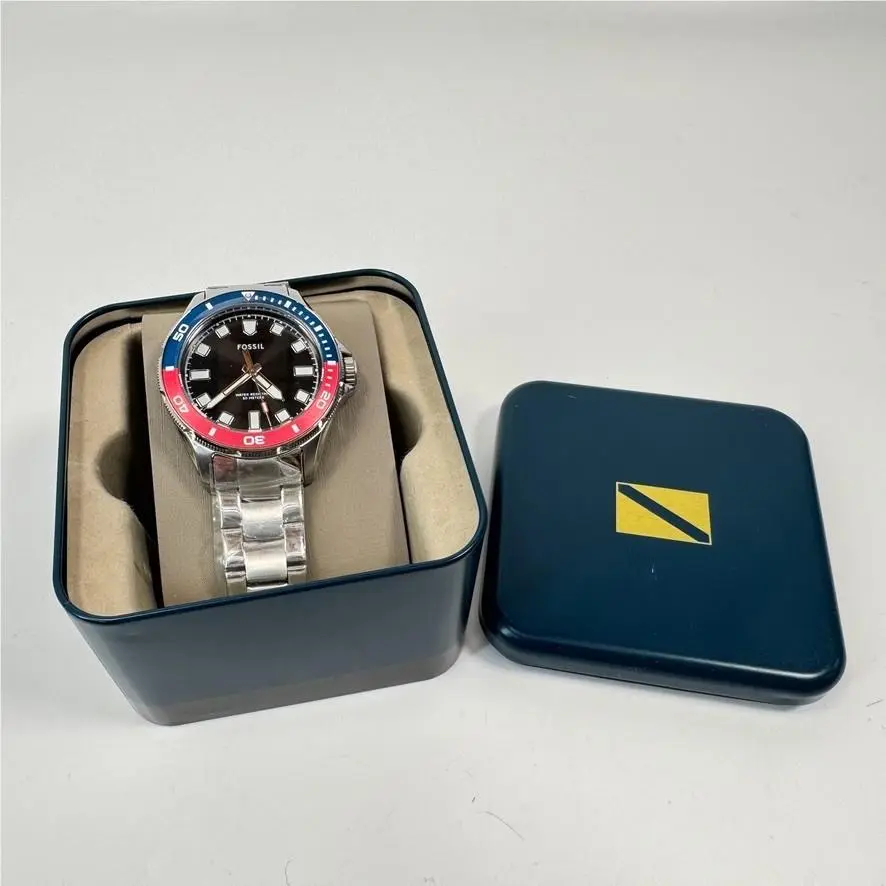 Fossil BQM2883 Mens Black Dial Pepsi Bezel Stainless Steel Diver Style Watch
