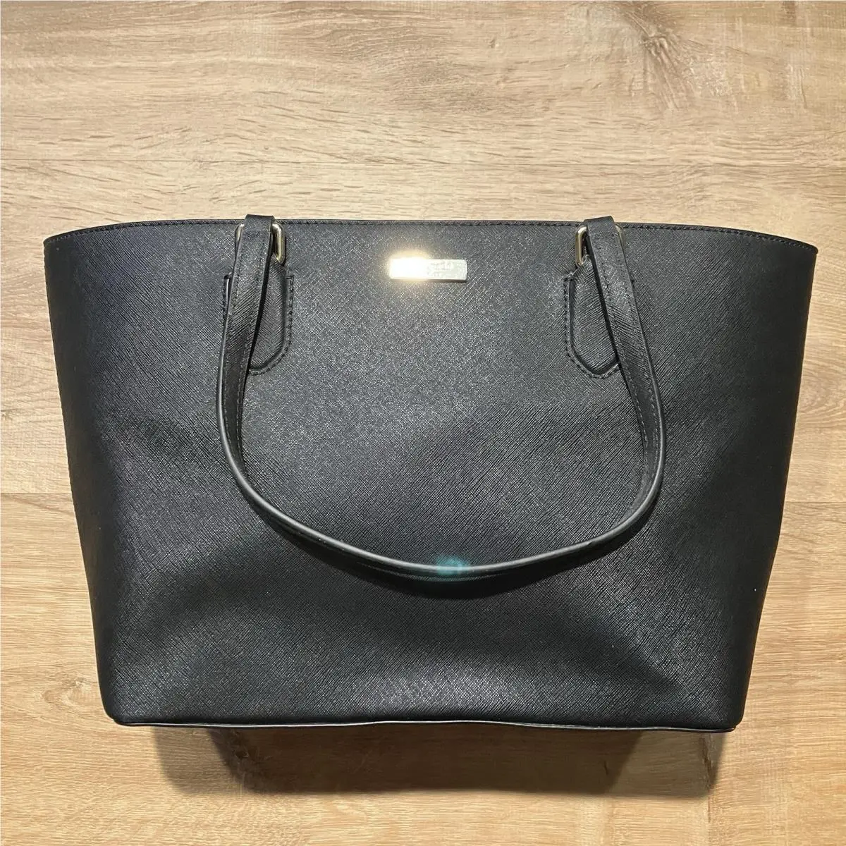 Kate Spade New York New Laurel Way Leather Medium Daily Tote Shoulder Bag Black