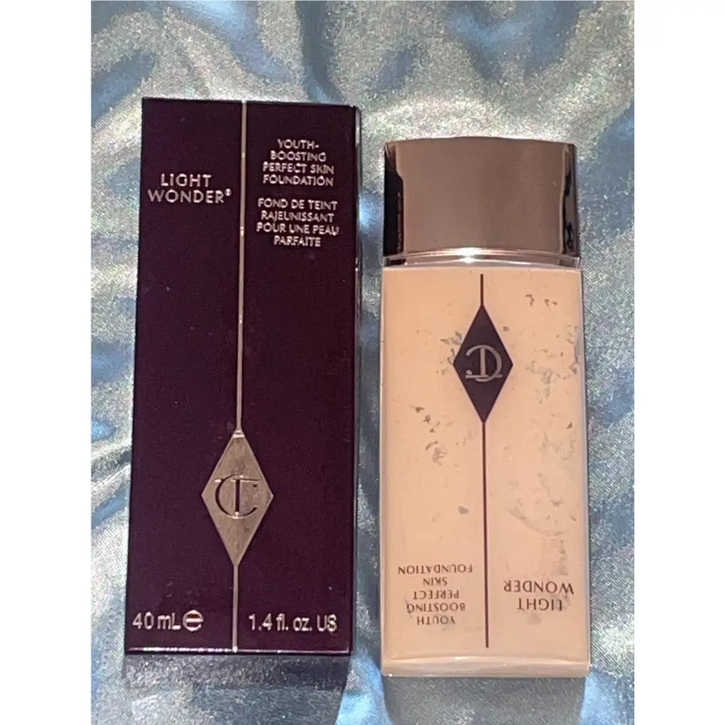 Charlotte Tilbury Light Wonder Foundation Medium Full Size 40 ml 1.4 fl oz