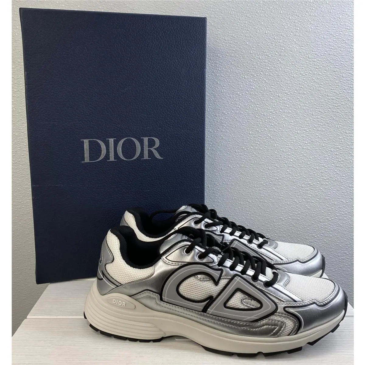 B30 Countdown Sneakers Men`s US9 EU42 White/gray Silver-tone Metallic Mesh by Dior