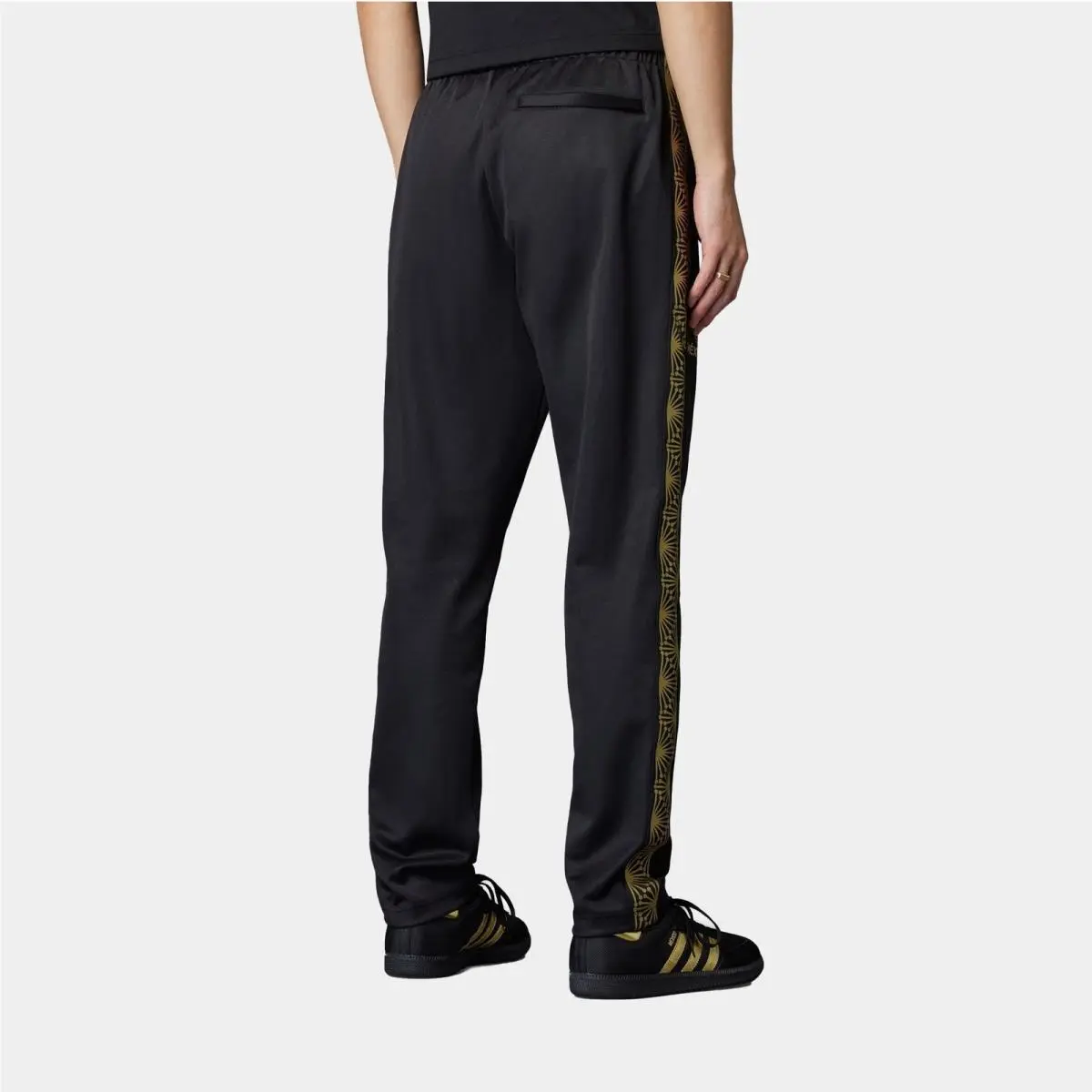 Adidas clothing - Black 1