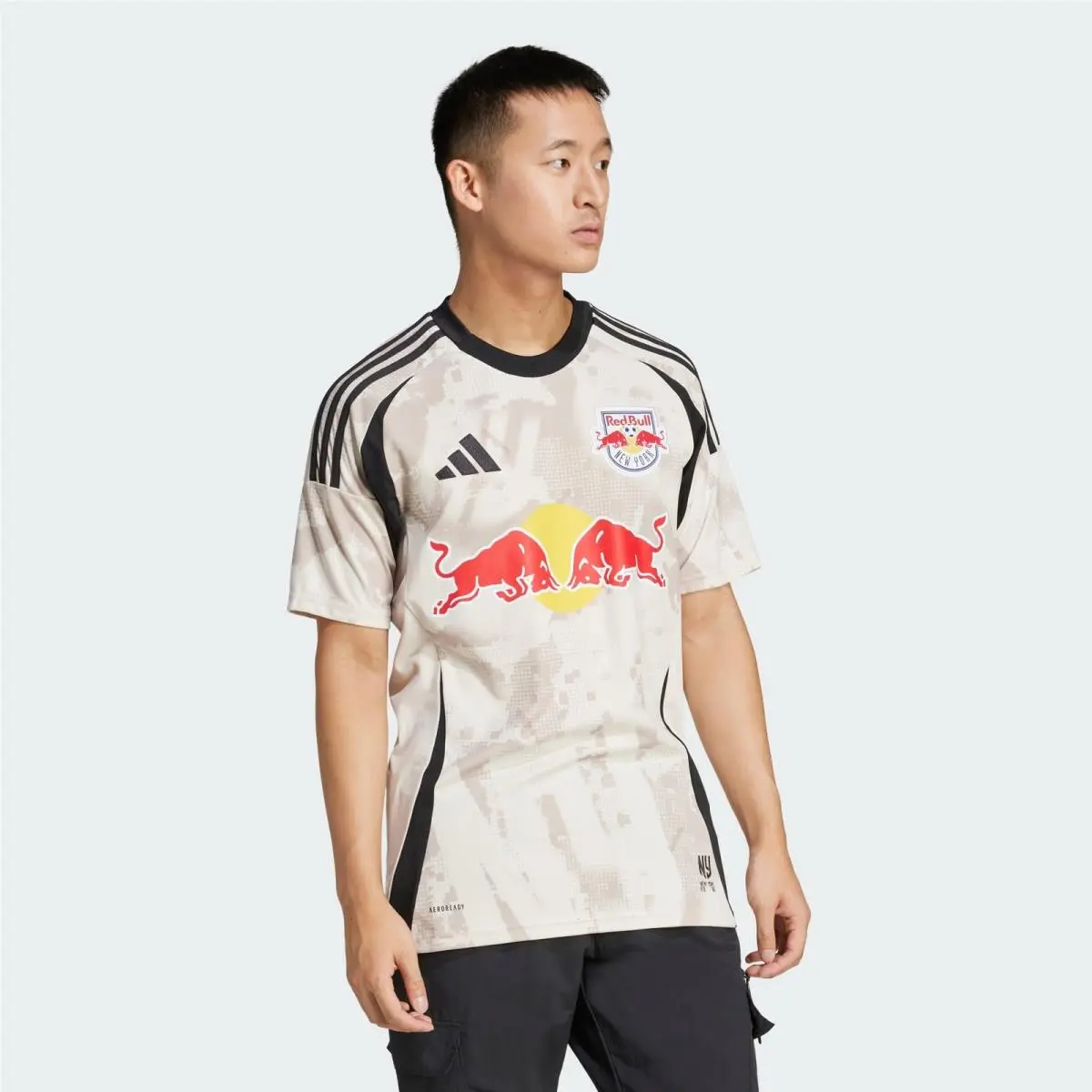 Adidas clothing - Halivo 6