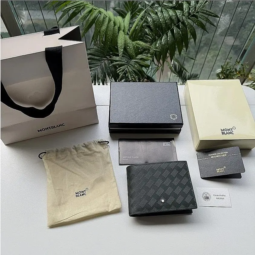 Montblanc Extreme 3.0 Leather Wallet 6CC British Green 2026