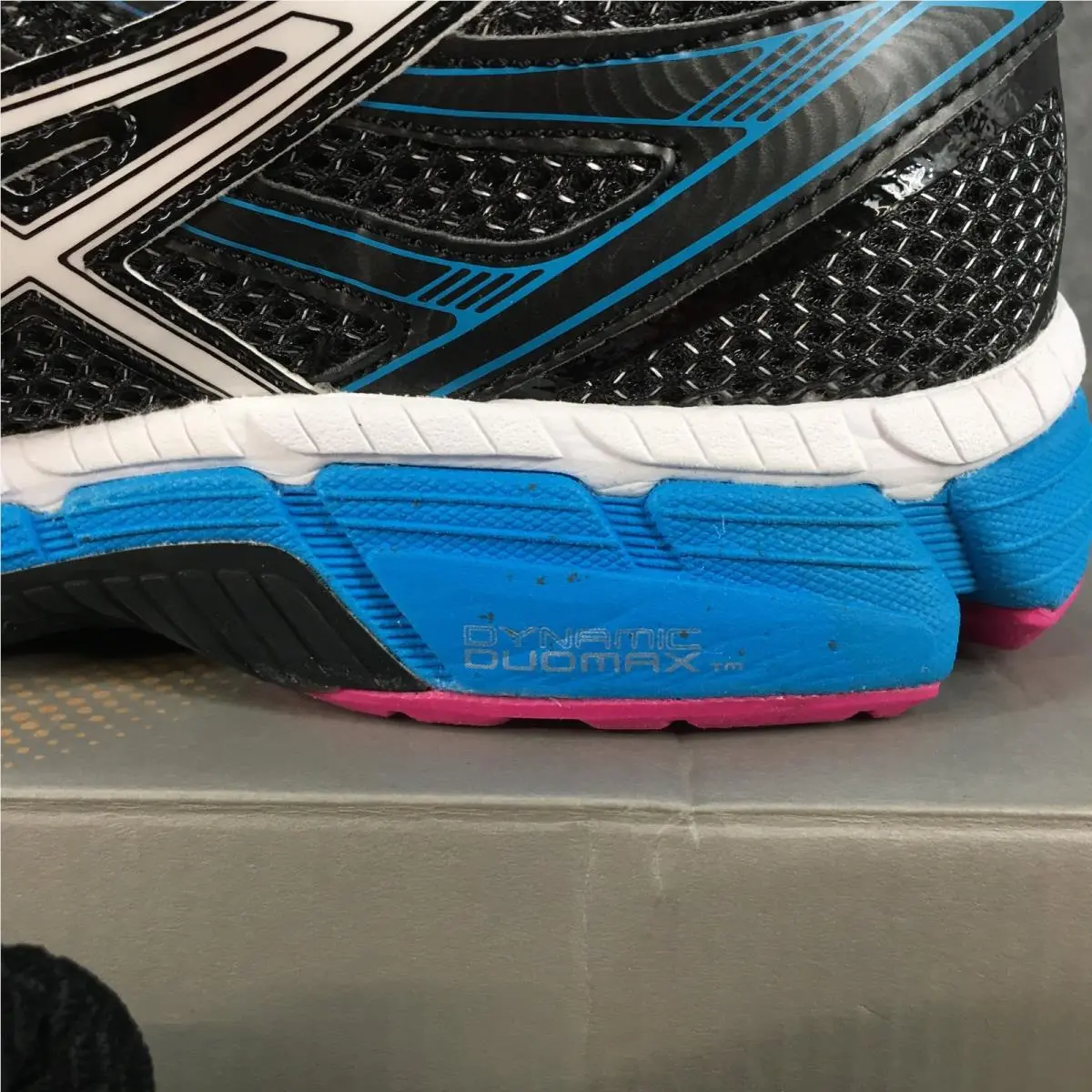 Asics shoes - ASICS GT-2000 - T2L5N - Blue 1