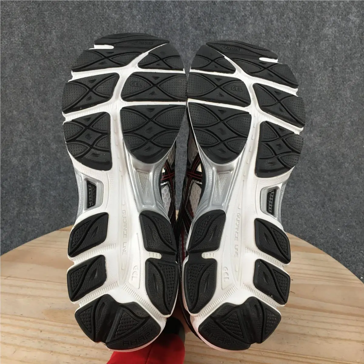 Asics shoes - ASICS GEL-Cumulus 16 - T439N - White 6