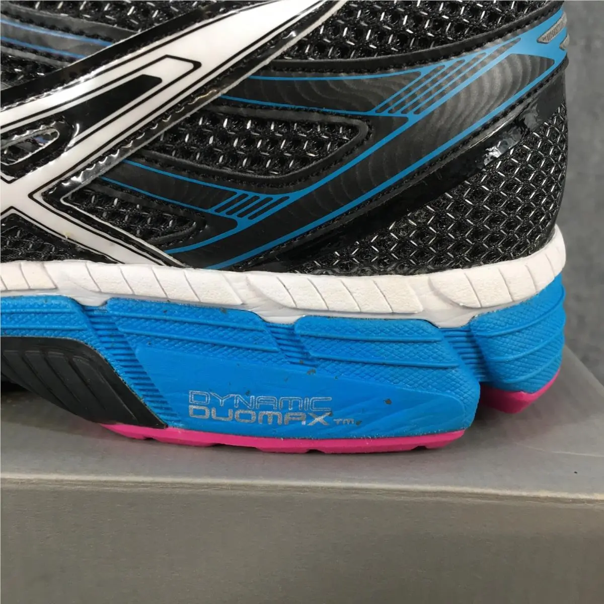 Asics shoes - ASICS GT-2000 - T2K7N - Black 2