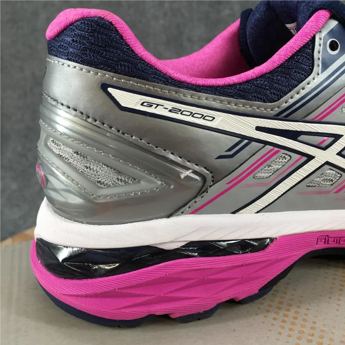 Asics shoes - ASICS GT-2000 - T760N - Gray 10
