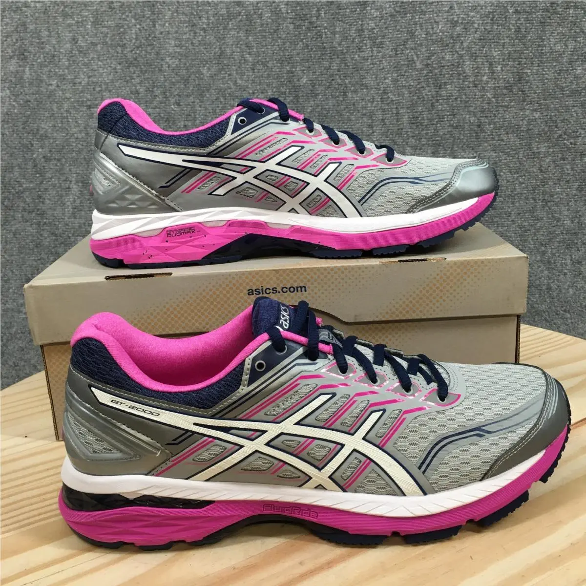 Asics GT-2000 Running Shoes Womens 11.5 2A Sneakers Lace Up Mesh Gray T760N