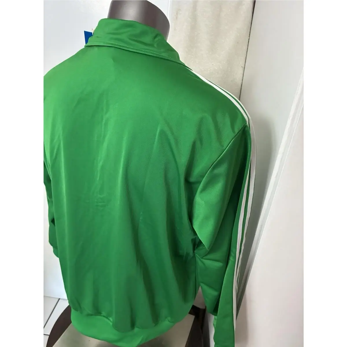 Adidas clothing - IP0604 - IP0604 - Green (UPC: 0196466606181) 3