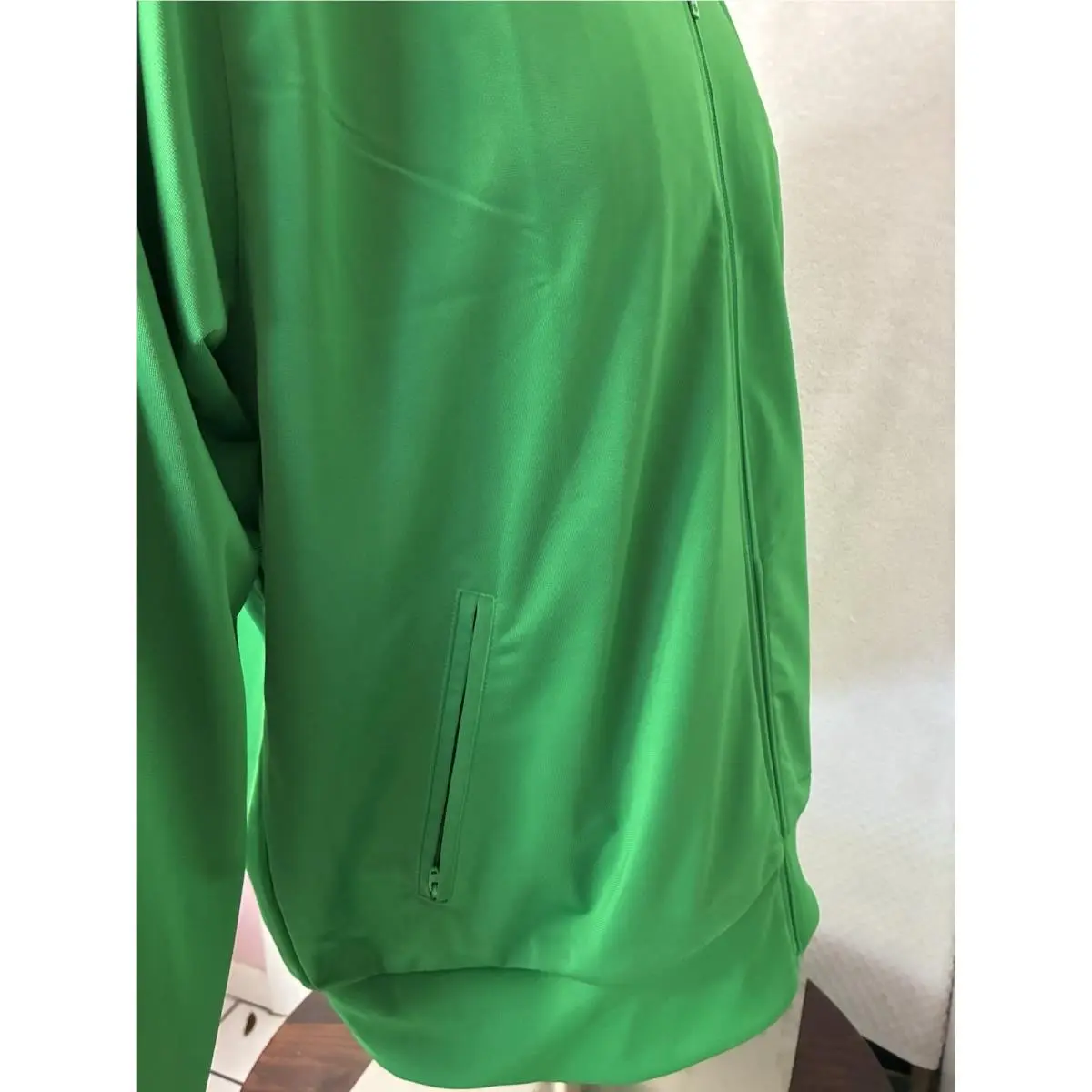 Adidas clothing - IP0604 - IP0604 - Green (UPC: 0196466606181) 6