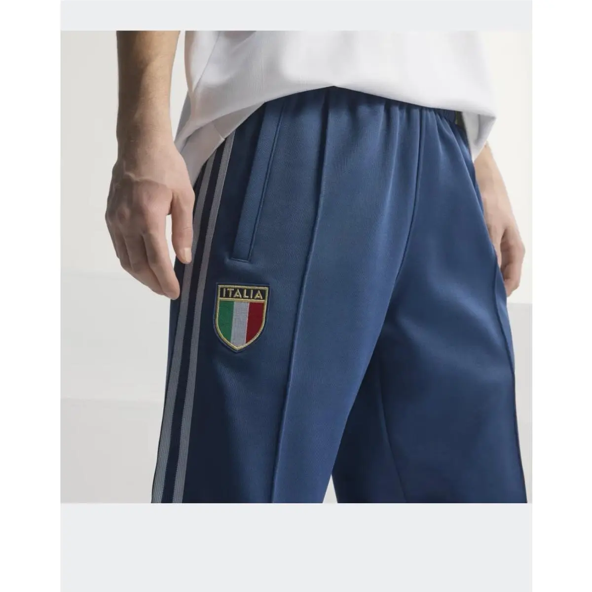 Adidas clothing - Blue 2