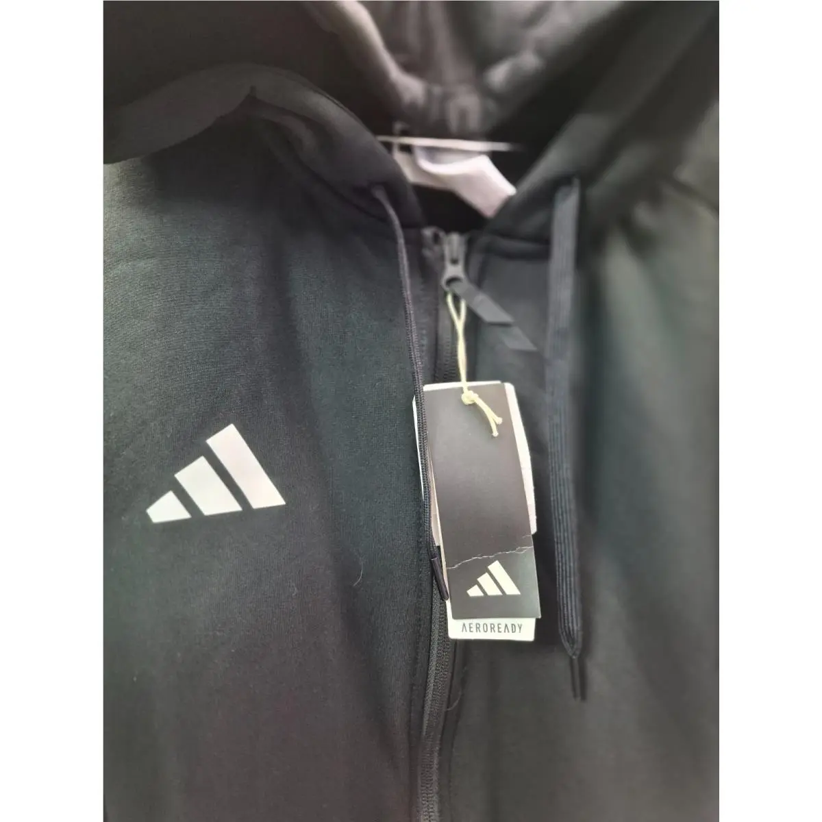 Adidas clothing - Black/White (UPC: 195745474558) 5